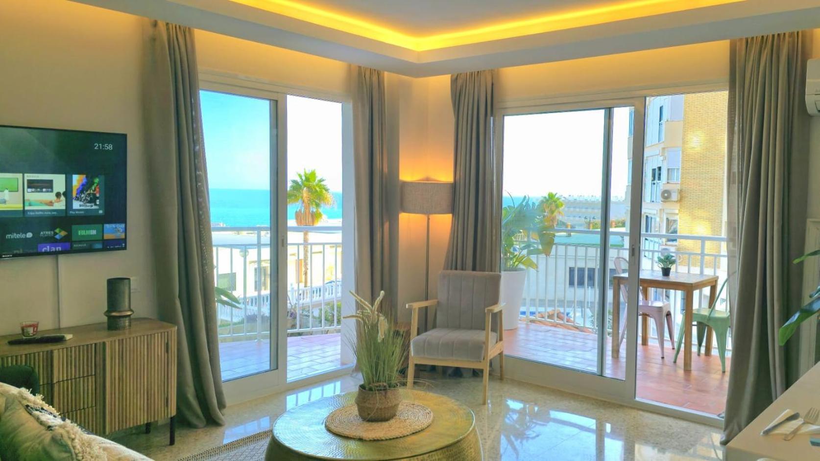 Seaview Retreat Torremolinos City Center, With Pool And Amazing Views By Namaste Elite מראה חיצוני תמונה